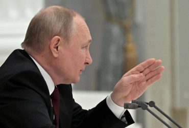 Путин - больной параноик: журналист оценил вероятность дворцового переворота в РФ