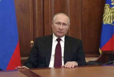 Божевільний дід, що закрився в бункері: опозиціонер з РФ пояснив, навіщо Путіну мобілізація