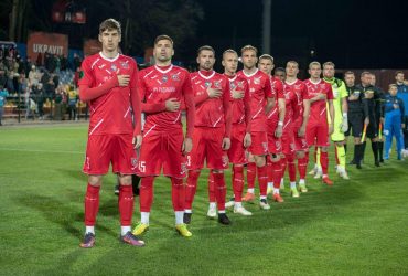 Два цвета - в нашей ДНК: украинский футбольный клуб устроил патриотичный флешмоб