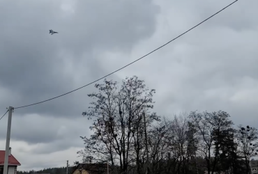 Появилось видео воздушного боя под Киевом
