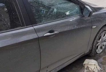 В Сумах враг обстрелял гражданское авто с детьми: погибла женщина (фото)