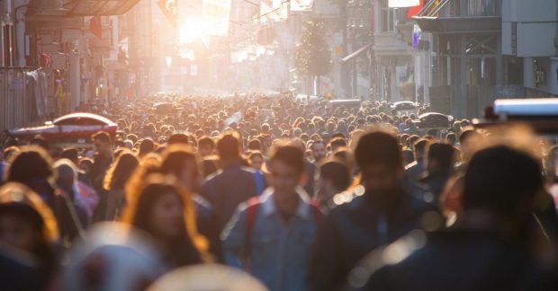 Photo : Unian Une étude de 1960 prédisait une population infinie pour novembre 2026
