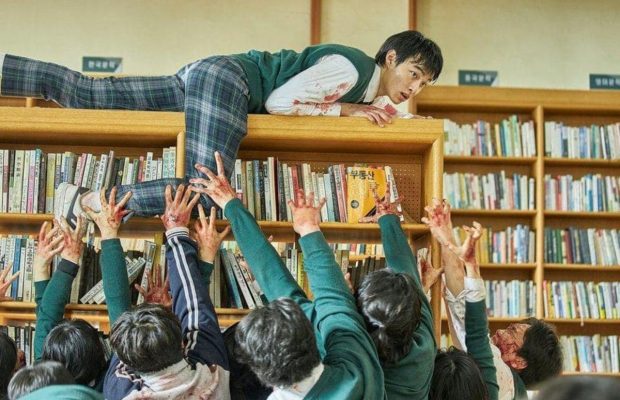 "Мы все мертвы": почему весь мир сходит с ума по южнокорейскому сериалу (обзор)