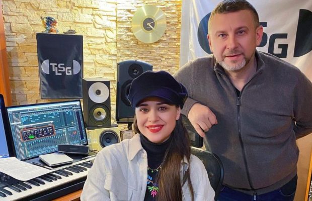 Экс-жена Дзидзьо на радостях объявила важную дату: "ждете?"