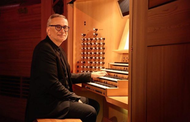 "Салют, Віра": Костянтин Меладзе викликав ажіотаж зворушливим привітанням Віри Брежнєвої