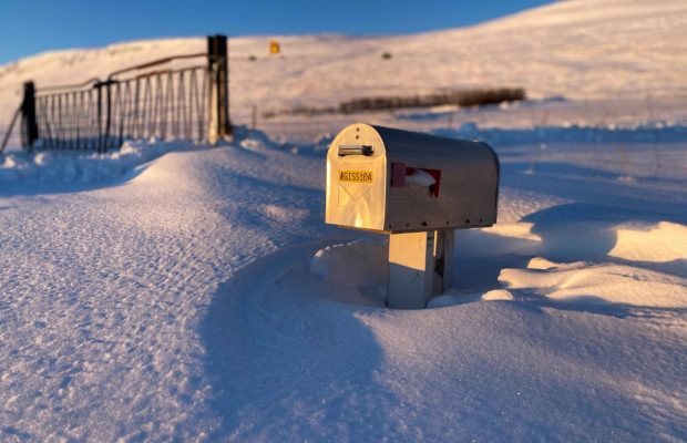 Северное сияние и замерзшие водопады: чем туристов манит Исландия зимой (фоторепортаж)