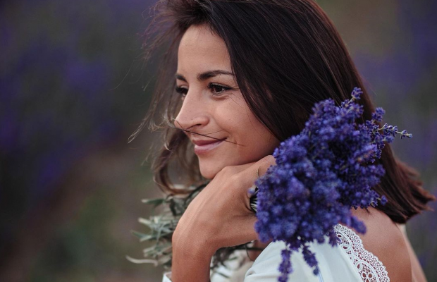 "Мне 33 и у меня двое детей": Илона Гвоздева показала свое реальное тело без фильтров