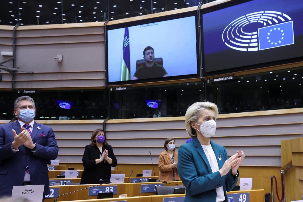 Европарламент рассматривает заявку Украины в ЕС/фото REUTERS Европарламент рассматривает заявку Украины в ЕС/фото REUTERS