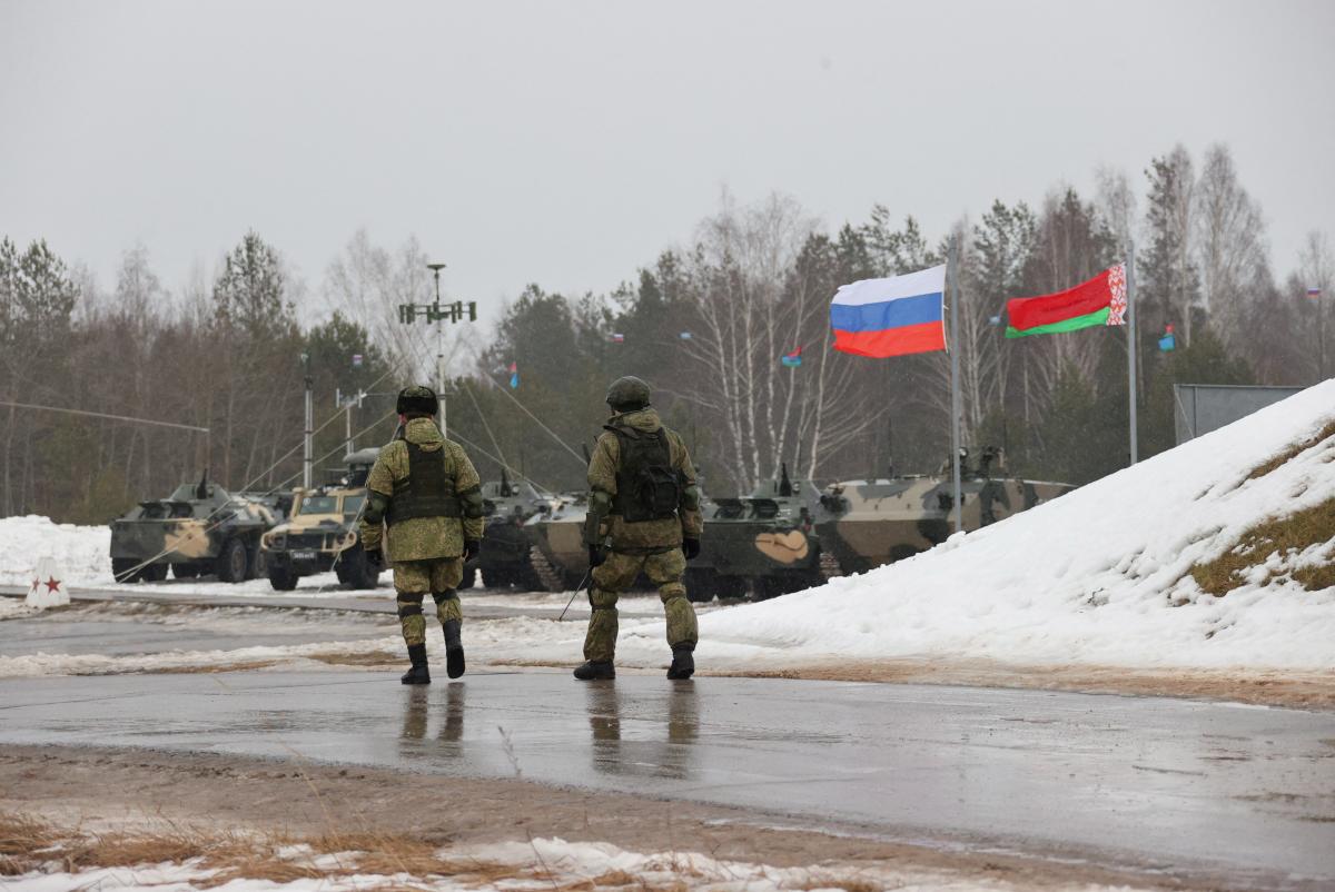 В Беларуси сейчас 9000 солдат армии России / фото REUTERS