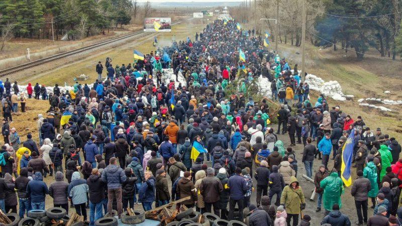Окупанти попросилися увійти в Енергодар, щоб зробити знімок на тлі ЗАЕС для звіту / фото Twitter Окупанти попросилися увійти в Енергодар, щоб зробити знімок на тлі ЗАЕС для звіту / фото Twitter