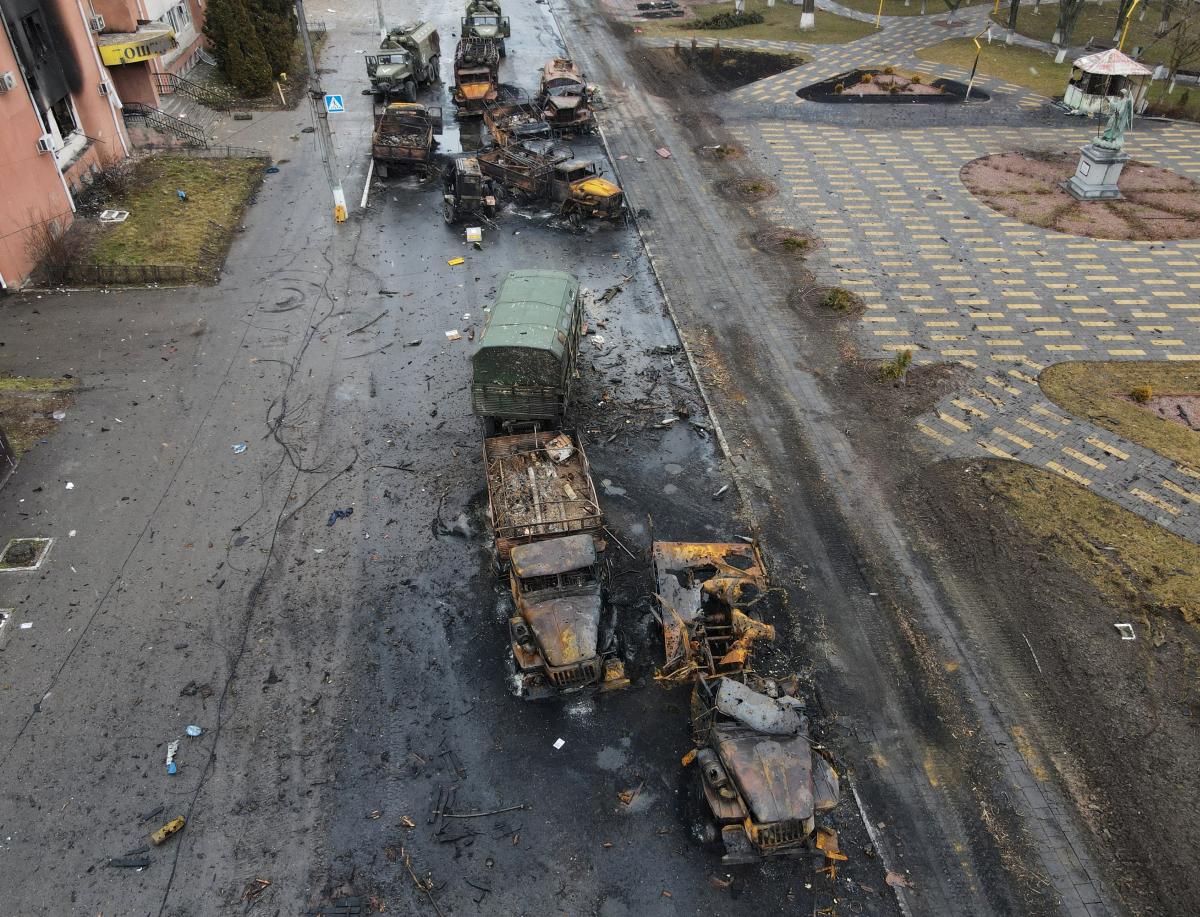 Враг пытается установить полный контроль, прежде всего, над Луганской, а в дальнейшем - над Донецкой областями / REUTERS