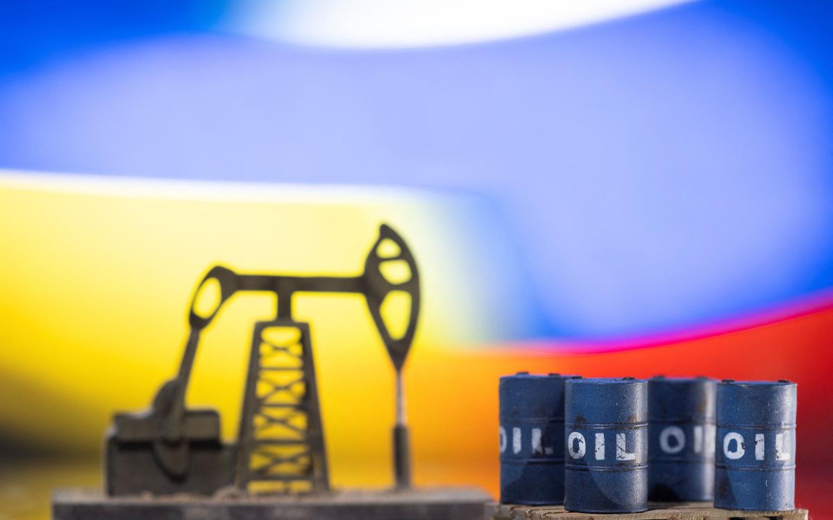 В ЕС прорабатывают поэтапный отказ от импорта нефти из РФ, который может быть представлен странам ЕС до конца апреля / фото REUTERS