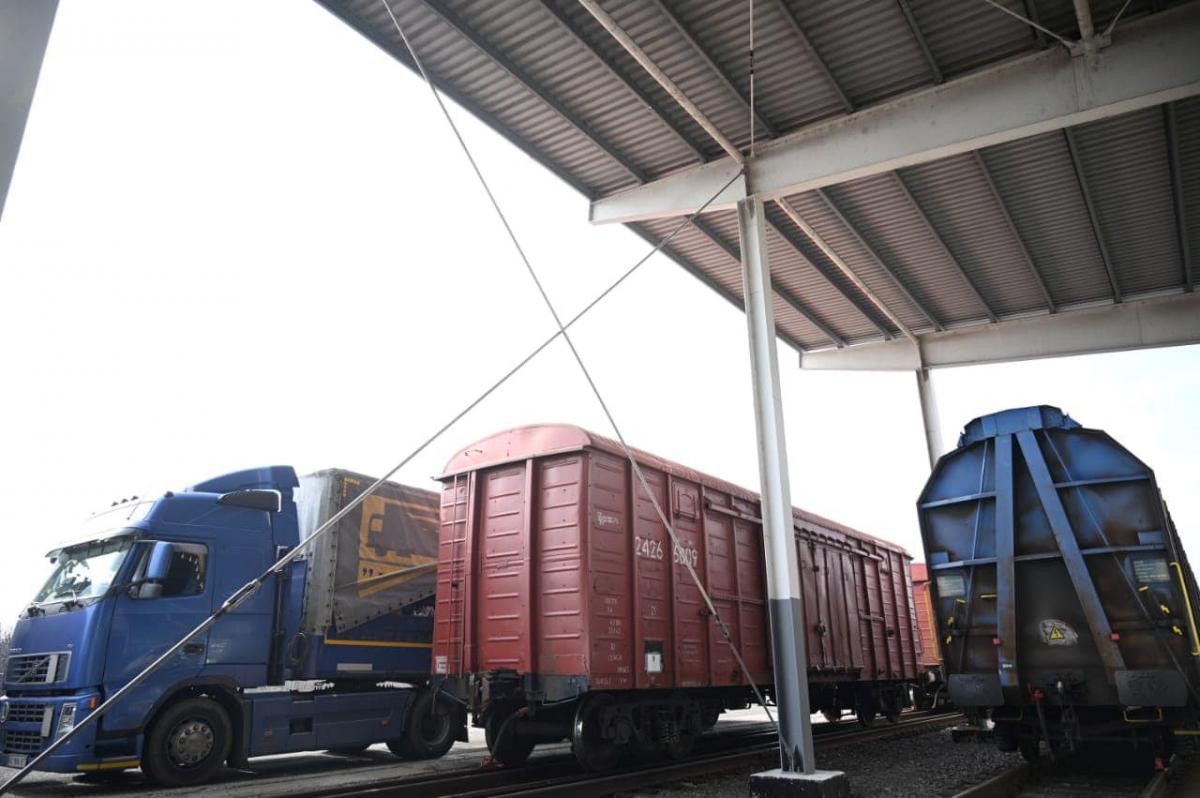 Львовщина отправила 1200 тонн гуманитарного груза в 6 областей Украины - глава ОВГА Львовщина отправила 1200 тонн гуманитарного груза в 6 областей Украины - глава ОВГА