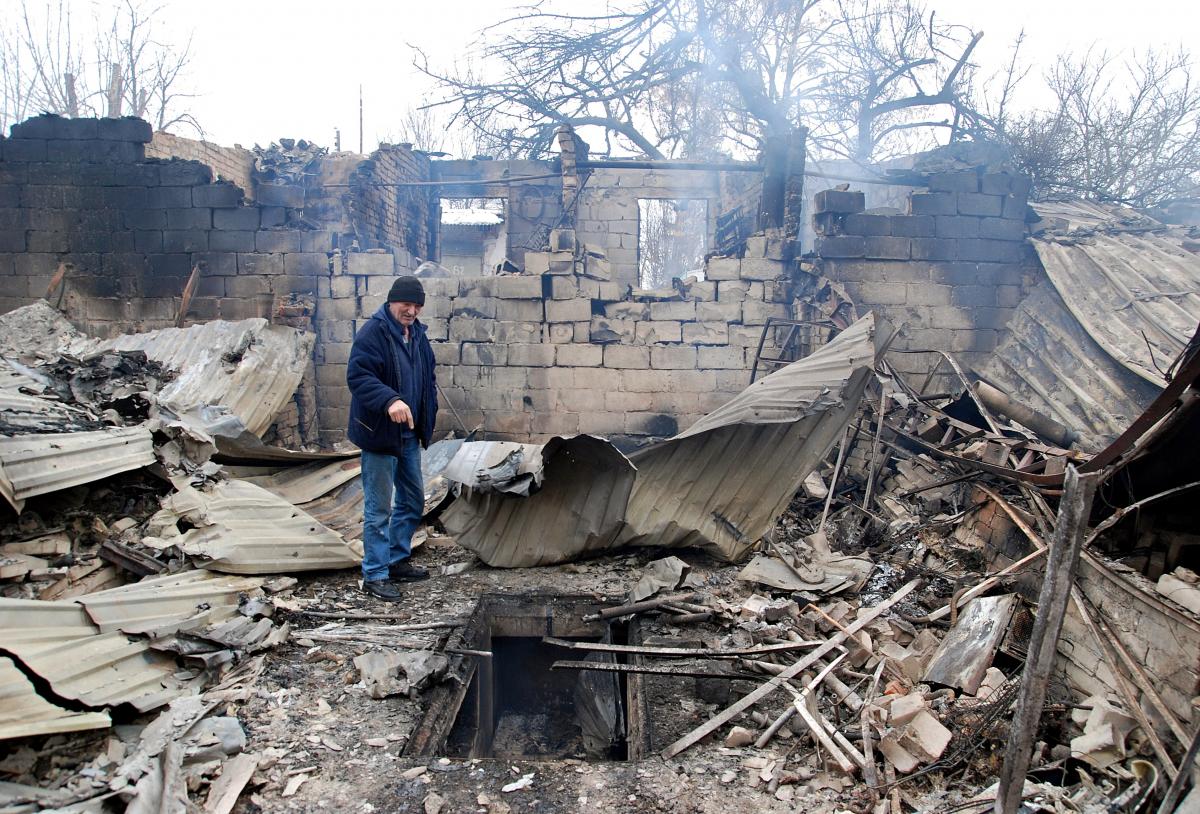 Последствия российских бомбардировок в Украине / REUTERS