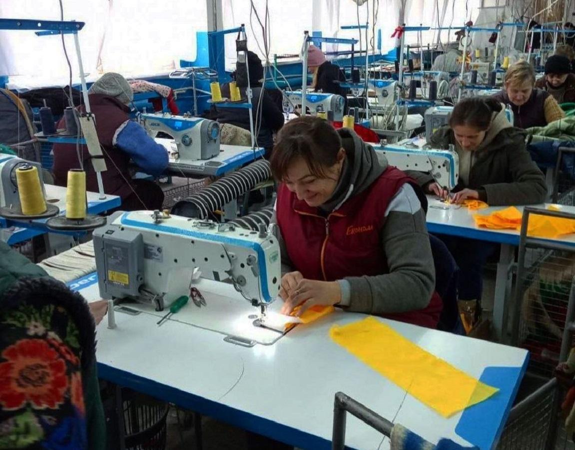 Андре Тан перейшов на пошиття бронежилетів і теплого одягу для ЗСУ Андре Тан перейшов на пошиття бронежилетів і теплого одягу для ЗСУ