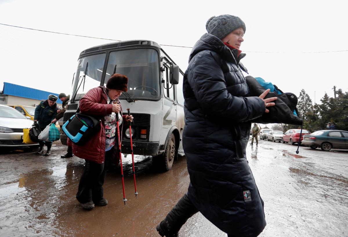 В городе уже длительное время сложная гуманитарная ситуация / фото REUTERS