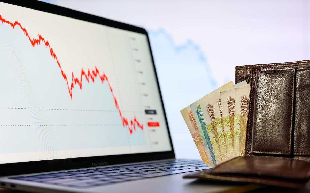 Российская валюта и так переукреплена, а тут еще и Трамп с новыми угрозами, говорят эксперты / фото ua.depositphotos.com