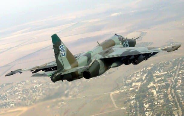 Украинский штурмовик Су-25 Украинский штурмовик Су-25