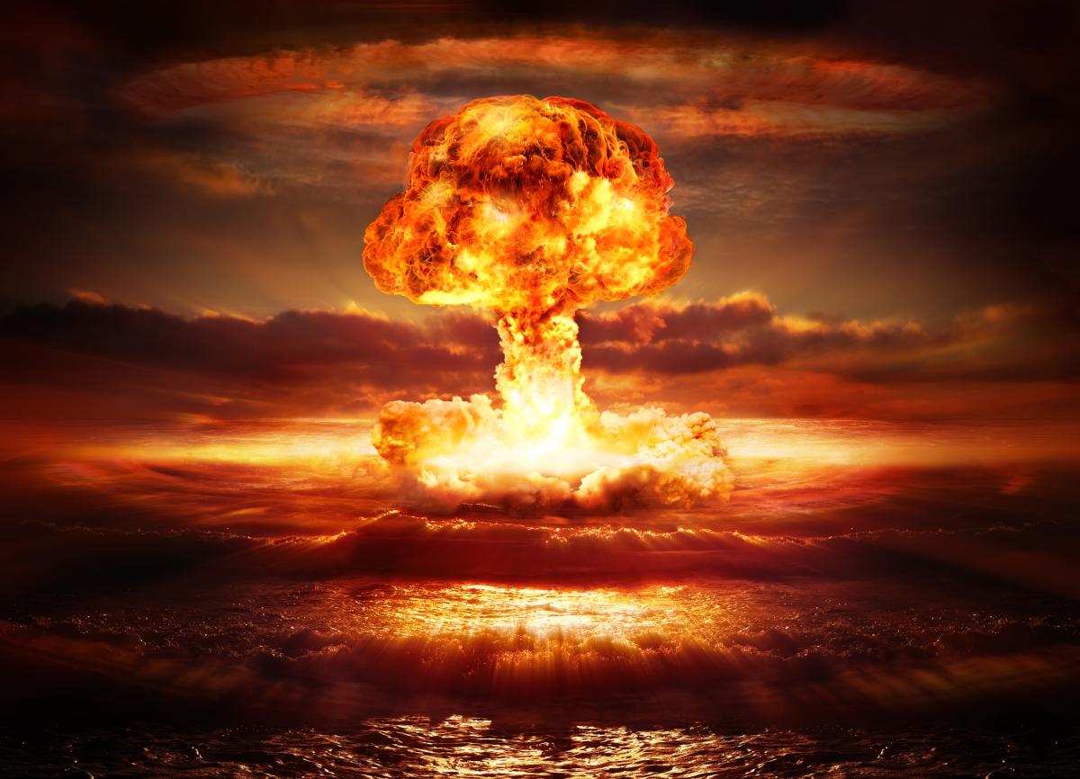 В случае применения тактического ядерного оружия в небе можно увидеть облако в форме гриба высотой около километра, сообщил эксперт / фото depositphotos.com