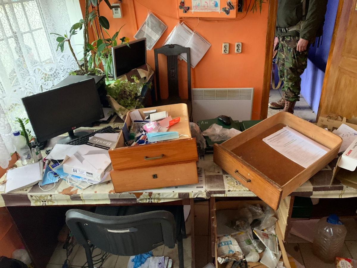 На Чернігівщині російські військові вдаються до грабежів та мародерства (фото) На Чернігівщині російські військові вдаються до грабежів та мародерства (фото)