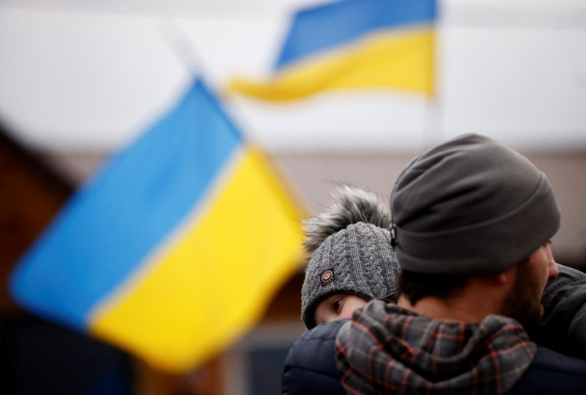 На Київщині загинув поліцейський під час обстрілу окупантами/фото REUTERS На Київщині загинув поліцейський під час обстрілу окупантами/фото REUTERS