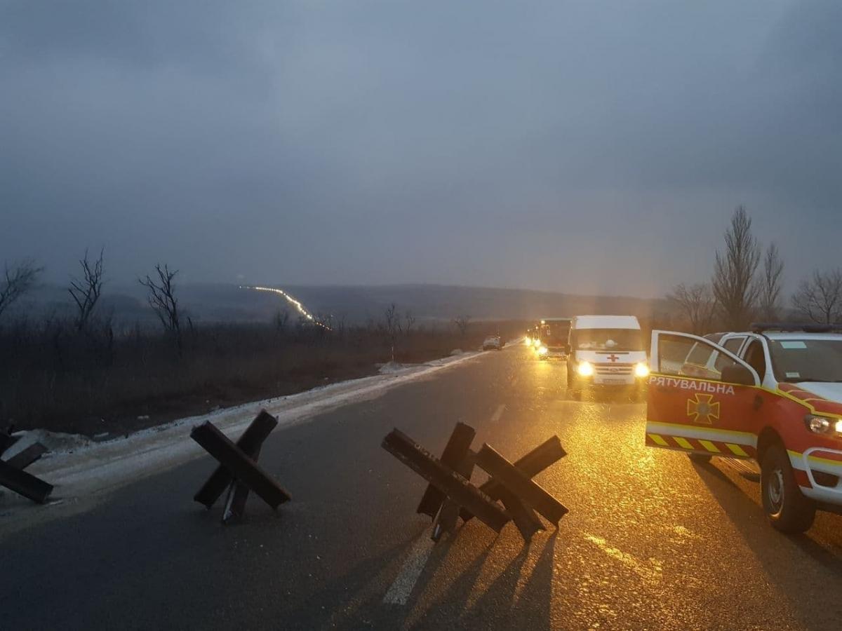 Кадры эвакуации мирного населения в Запорожье / Фото - ГСЧС, t.me