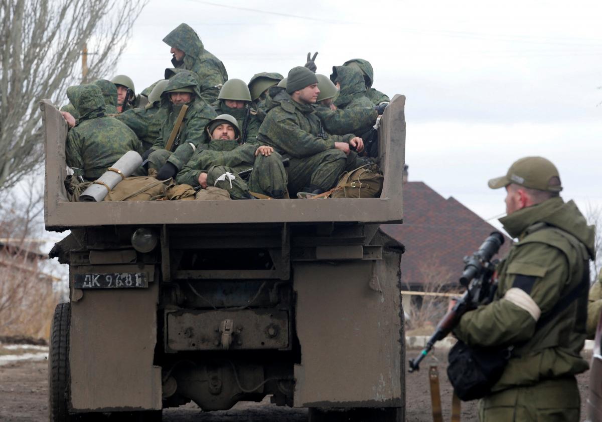РФ готовится перебросить 5 тысяч солдат на фронт / фото REUTERS