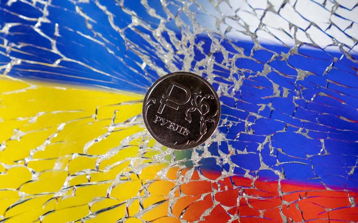 В РФ заявили о "максимальном обороте рубля" на оккупированных территориях / фото REUTERS
