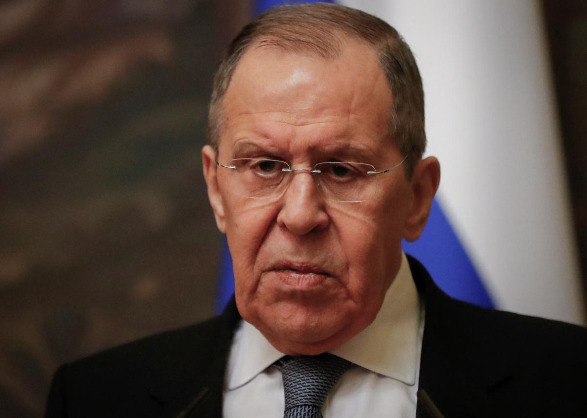 Лавров заявив, що Росія хоче капітуляції України / фото REUTERS Лавров заявив, що Росія хоче капітуляції України / фото REUTERS