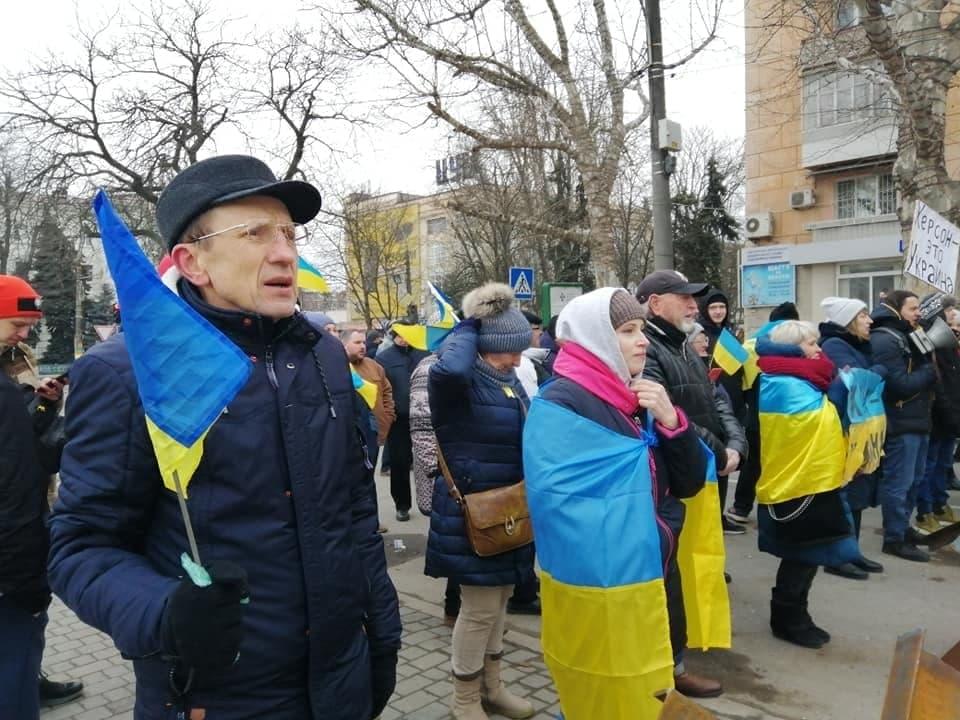 В Херсоне продолжаются проукраинские акции В Херсоне продолжаются проукраинские акции