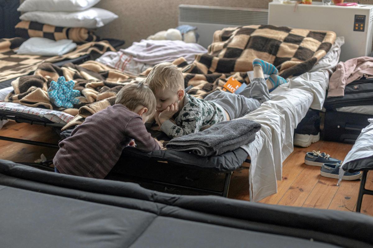 Германия готовится принять еще 10 тыс. украинских беженцев \ фото REUTERS