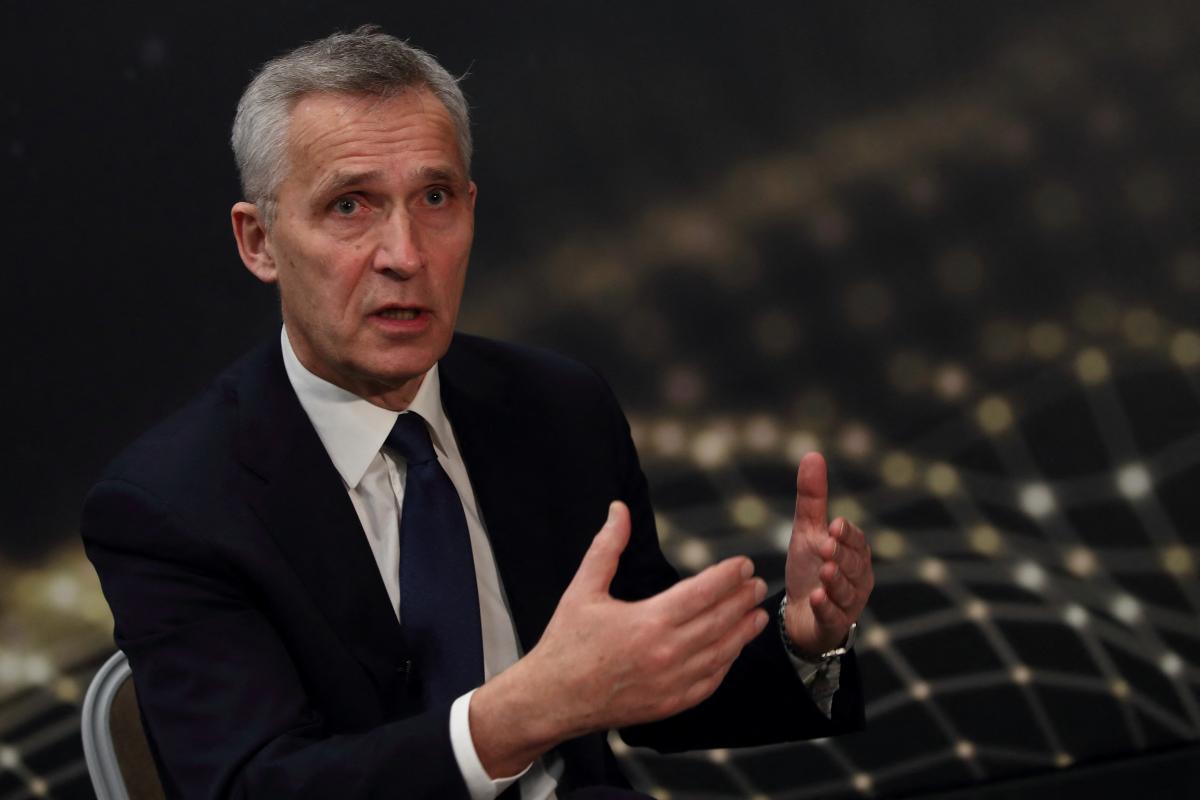 Stoltenberg commented on the need to supply weapons to Ukraine photo REUTERS