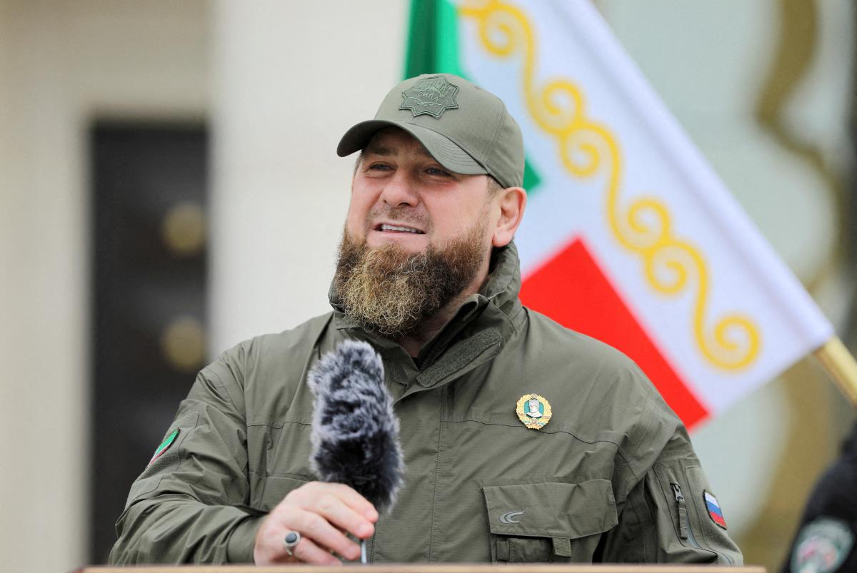 Кадыров пояснил росСМИ реальное значение своего бесконечного "дон-дон" во время общения / REUTERS