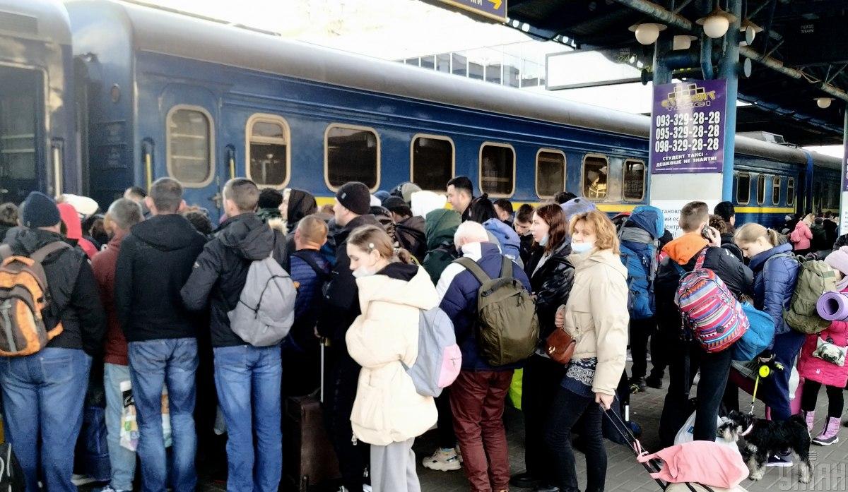 В опросе приняли участие 142 респондента из 23 областей Украины / фото УНИАН, Александр Синица В опросе приняли участие 142 респондента из 23 областей Украины / фото УНИАН, Александр Синица