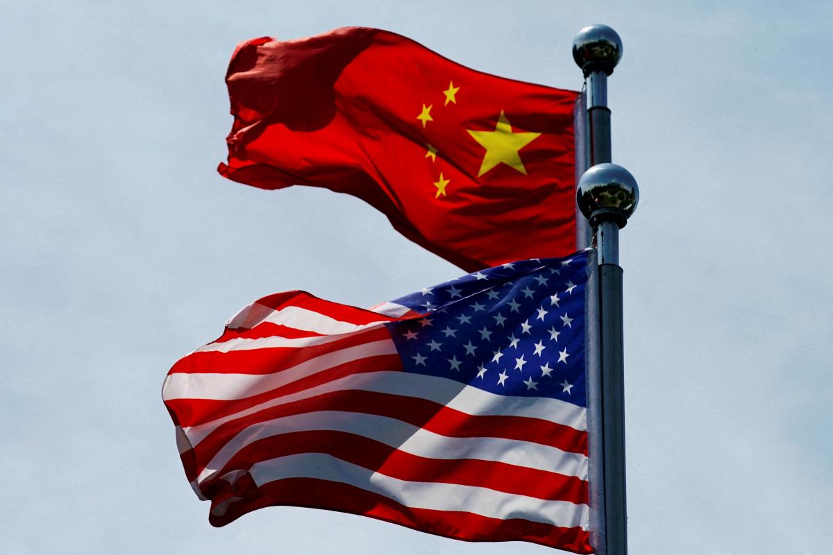 Китай і США є стратегічними суперниками / фото Reuters
