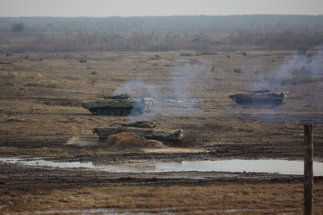 Украинские военные в четвертый раз на одном месте разбили понтонную переправу российских войск / фото president.gov.ua Украинские военные в четвертый раз на одном месте разбили понтонную переправу российских войск / фото president.gov.ua