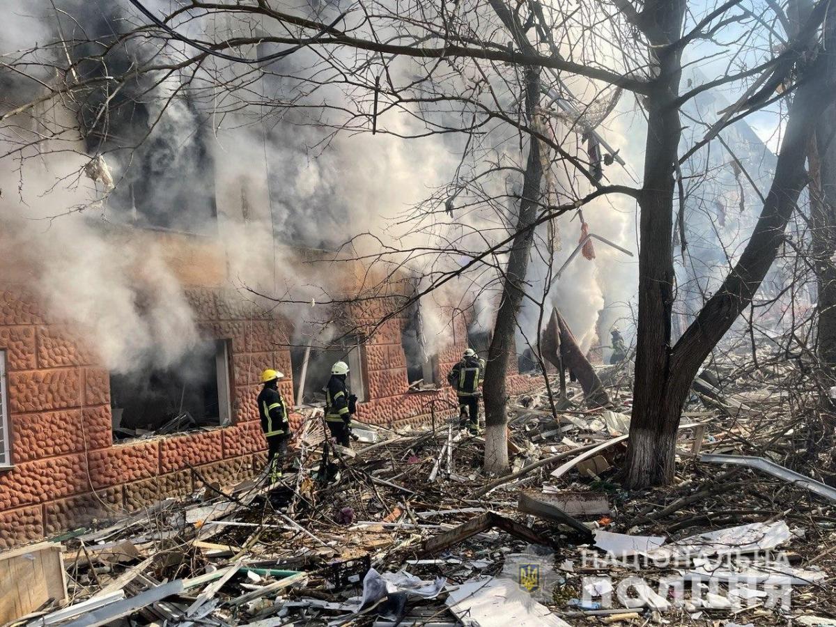 Супротивники вдарили по краматорському вишу та промзоні / ілюстративне фото Поліція Донецької області Супротивники вдарили по краматорському вишу та промзоні / ілюстративне фото Поліція Донецької області