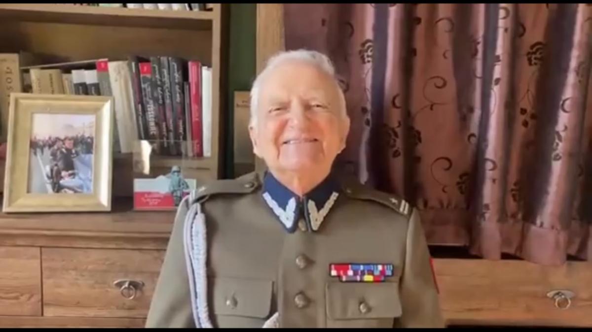 'Продовжуй боротися, Україно': ветеран з Польщі зворушливо звернувся до українців (відео) 'Продовжуй боротися, Україно': ветеран з Польщі зворушливо звернувся до українців (відео)
