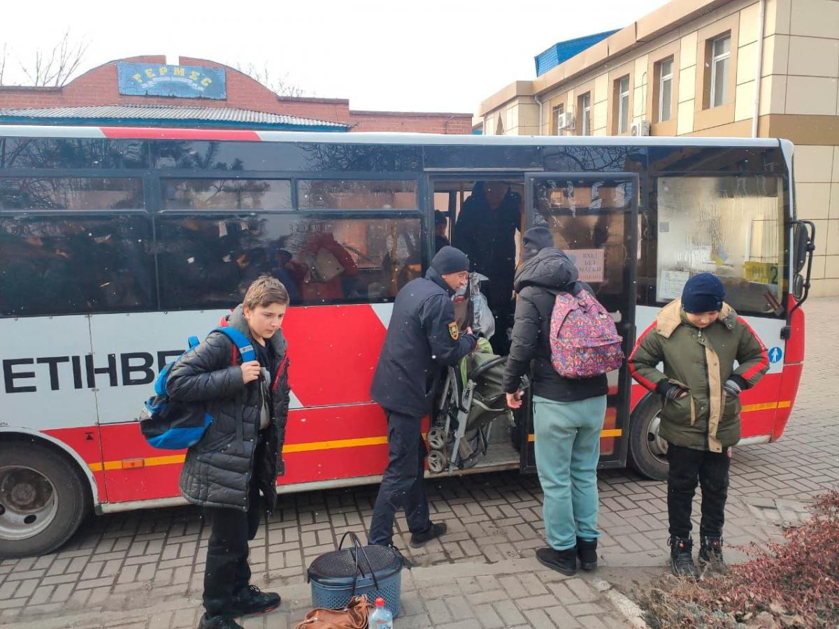 В Украине 24 марта будут работать 7 гуманитарных коридоров / фото REUTERS