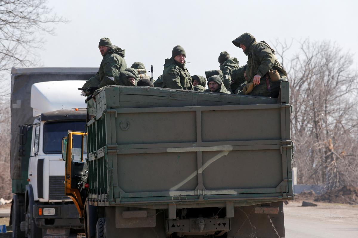 Оккупанты придумали план "приватизации" домов жителей Стрелкова, говорят в Генштабе / фото REUTERS Оккупанты придумали план "приватизации" домов жителей Стрелкова, говорят в Генштабе / фото REUTERS
