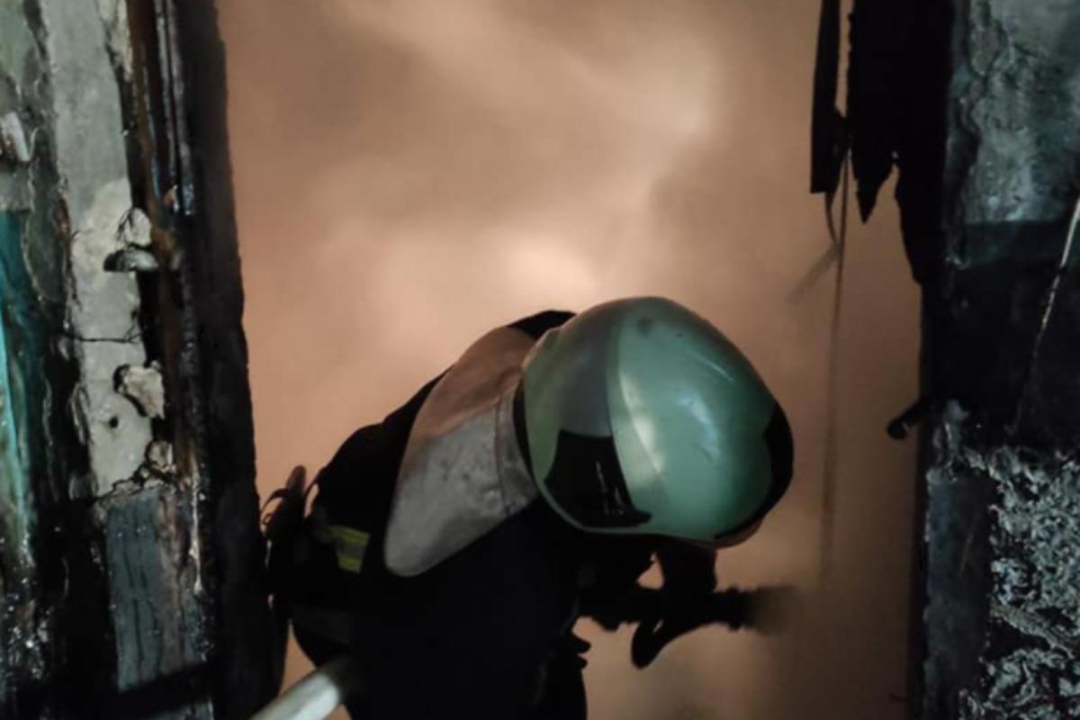 Супротивник нищить Рубіжне, оскільки його бліцкриг провалився, повідомив очільник Луганської ОВЦА / фото facebook.com/Головне управління ДСНС України у Луганській області Супротивник нищить Рубіжне, оскільки його бліцкриг провалився, повідомив очільник Луганської ОВЦА / фото facebook.com/Головне управління ДСНС України у Луганській області