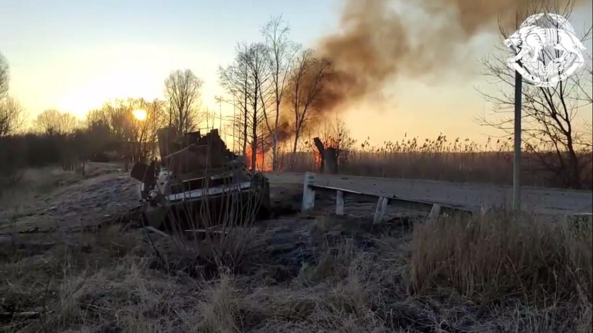 ССО знищили колону техніки окупантів / скриншот ССО знищили колону техніки окупантів / скриншот