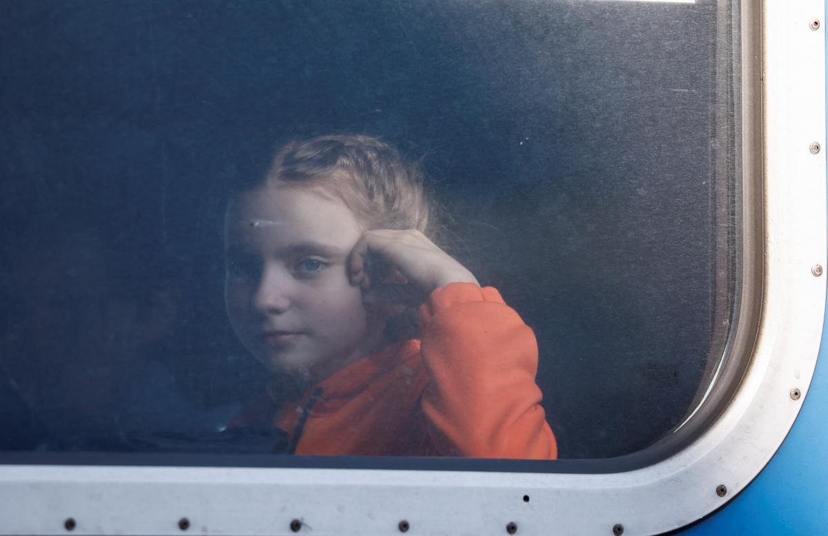 Сегодня отрабатывается механизм возвращения депортированных детей / фото REUTERS