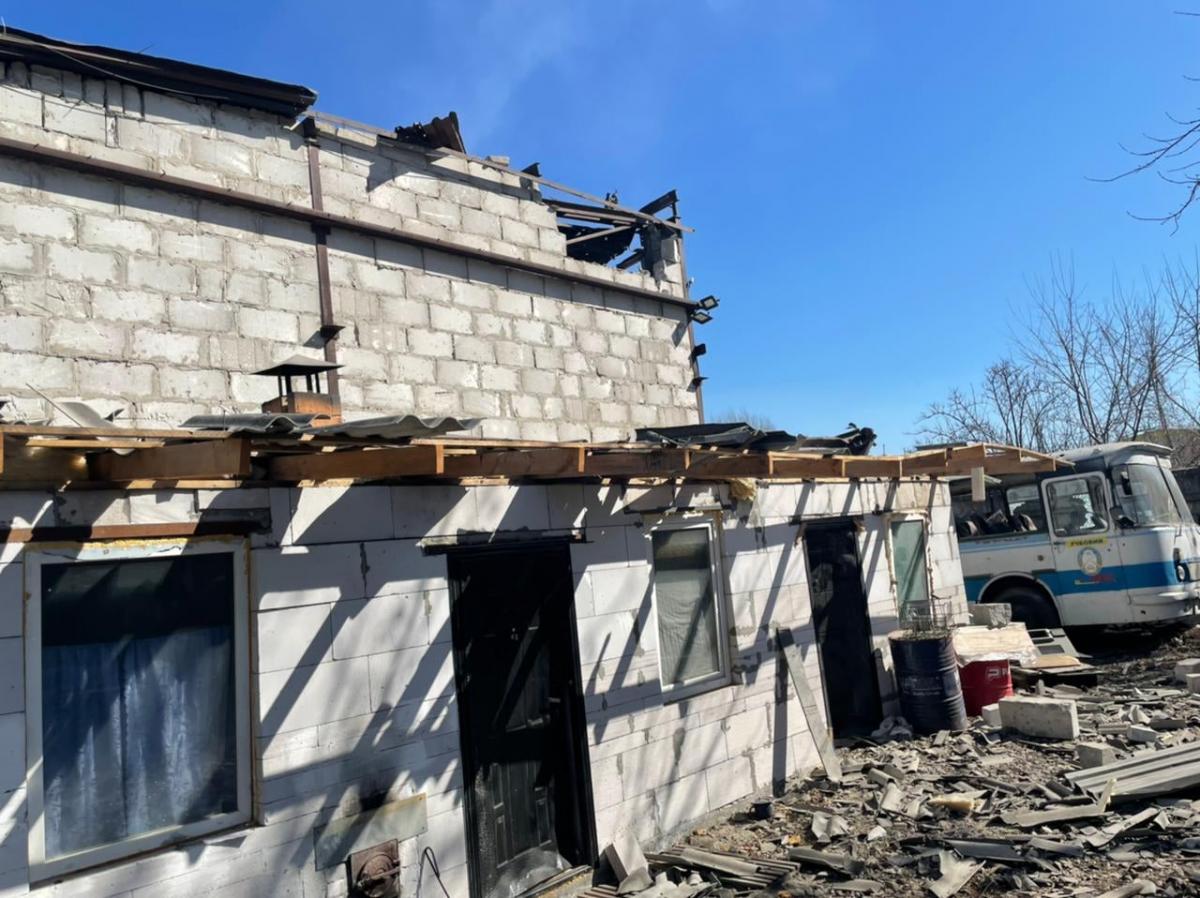Окупанти обстріляли завод у Броварах | фото facebook.com/Київська обласна прокуратура Окупанти обстріляли завод у Броварах | фото facebook.com/Київська обласна прокуратура