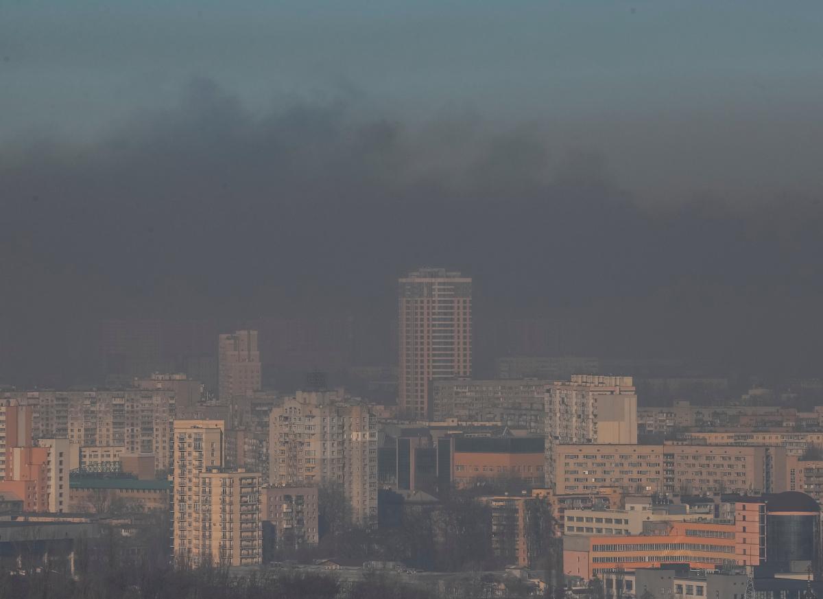 У Києві погіршилася якість повітря / фото REUTERS У Києві погіршилася якість повітря / фото REUTERS