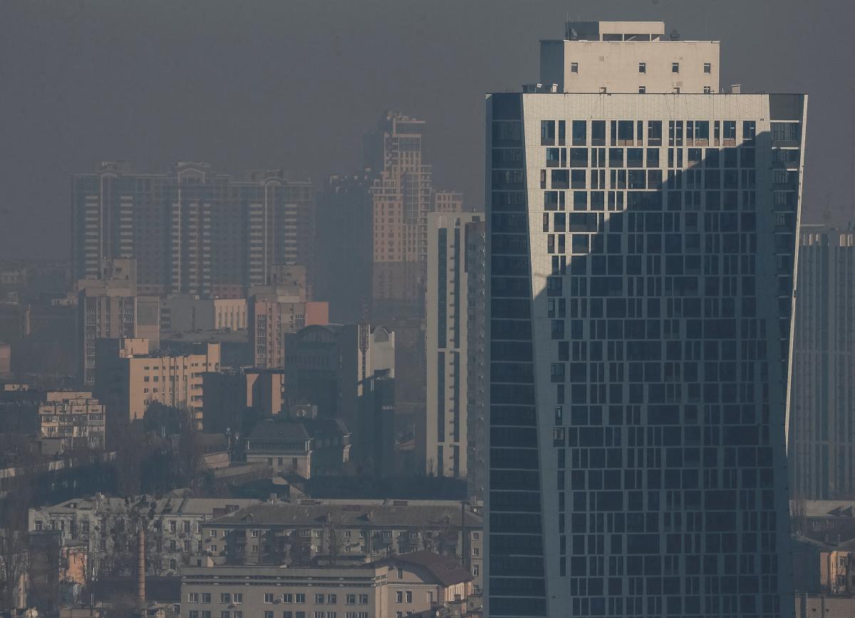 У Києві сьогодні очікєуться погіршення якості повітря / фото REUTERS У Києві сьогодні очікєуться погіршення якості повітря / фото REUTERS