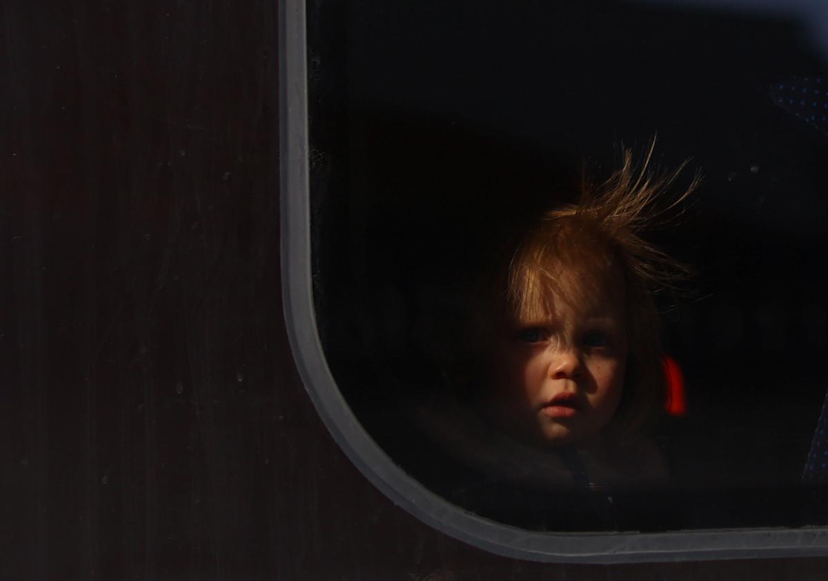 Окупанти вивезли в Московську область ще 76 дітей-сиріт з Луганської області / фото REUTERS