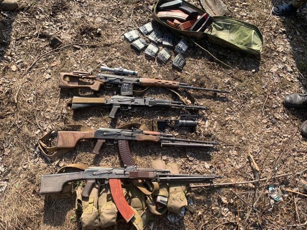Украинским бойцам досталось трофейное оружие и техника / фото facebook.com/128brigade Украинским бойцам досталось трофейное оружие и техника / фото facebook.com/128brigade