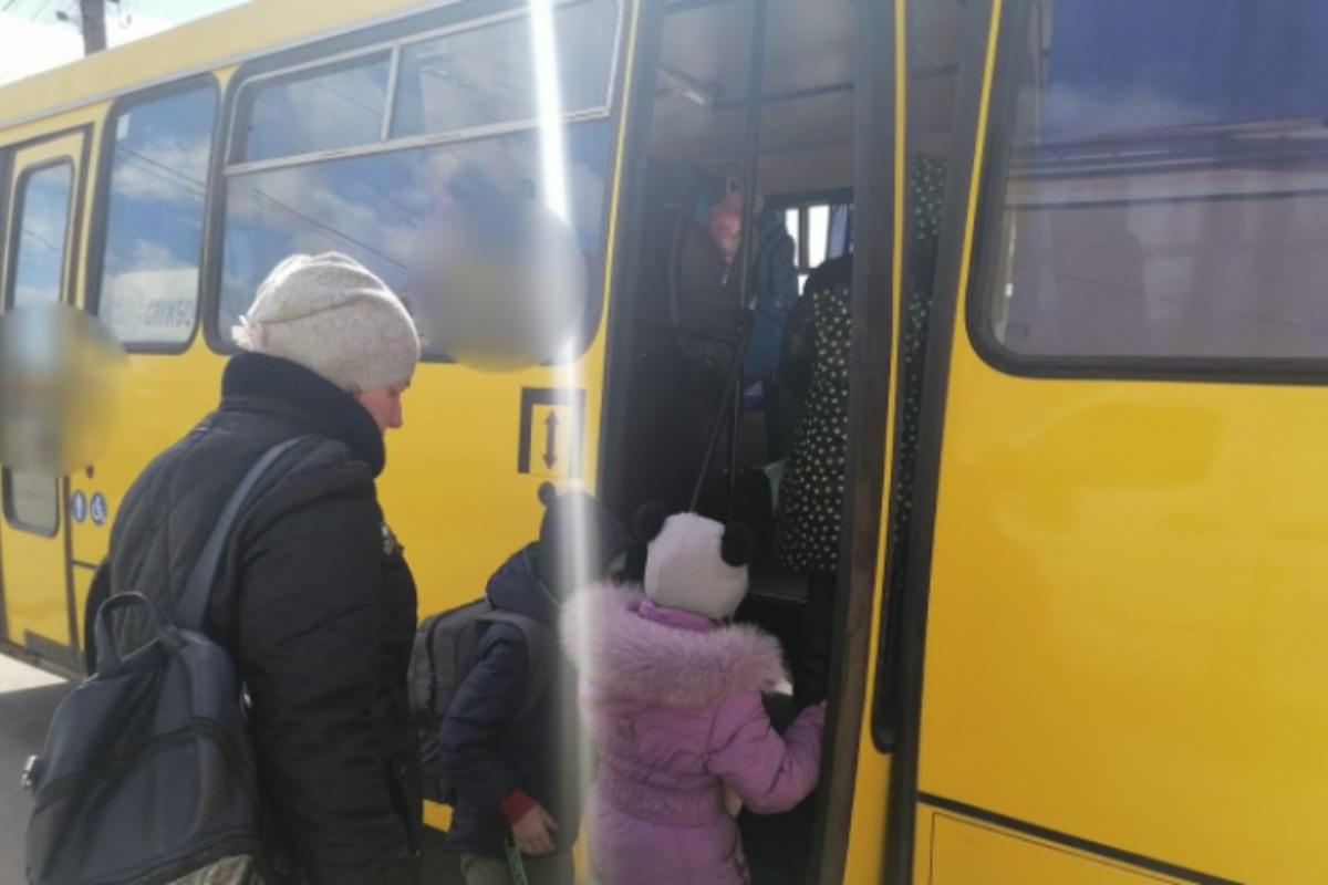 Сьогодні працюватимуть дев'ять гуманітарних коридорів / ілюстративне фото npu.gov.ua Сьогодні працюватимуть дев'ять гуманітарних коридорів / ілюстративне фото npu.gov.ua