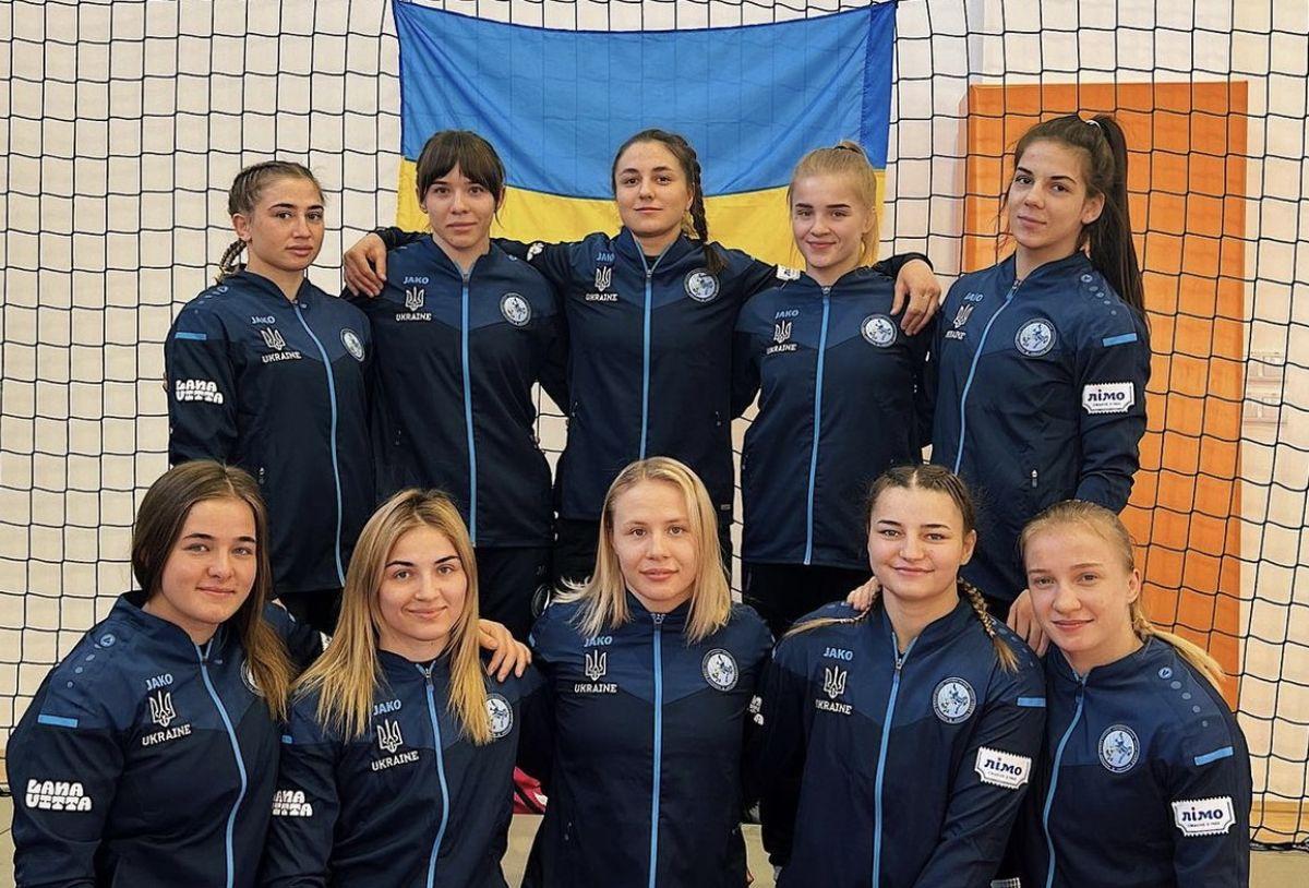 Женская сборная Украины / фото ukrwrestling.com.ua